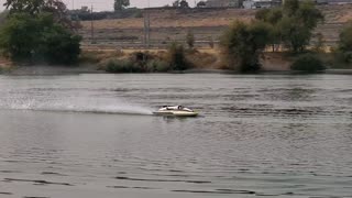 FAST Racing Hydroplane | Radio Controlled!