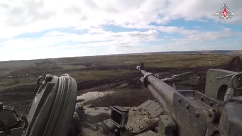 T-80 and T-82 tank crews in manned by mobilised personnel attend their training cours