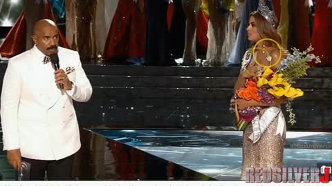 Steve Harvey Announces WRONG Winner of Miss Universe 2015 Awards FAIL (Redsilverj)