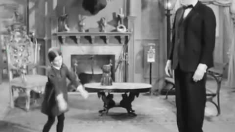 Viral Wednesday Addams Dance