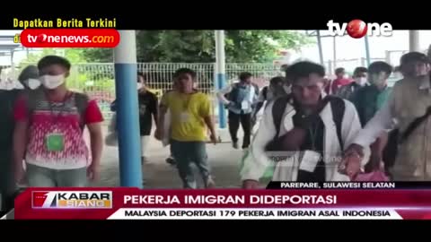 Ratusan Pekerja Migran Asal Indonesia Dideportasi dari Malaysia | Kabar Siang tvOne