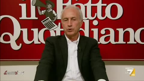 Marco Travaglio in tv,sulle guerre in corso a Gaza e in Ucraina-Per 20 mesi i media vi hanno raccontato che l'Ucraina stava vincendo sulla Russia,poi un giorno all'improvviso vi hanno detto:ah no!Ci scusiamo,sta vincendo Putin.Vi pare normale?