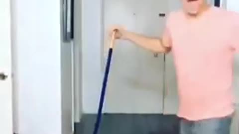 Let me see you mop