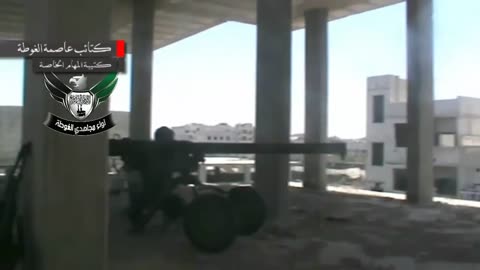 💥🇸🇾 Syrian Conflict | Opposition Recoilless Rifle Team's Remarkable Shot on Moving Syrian Army | RCF