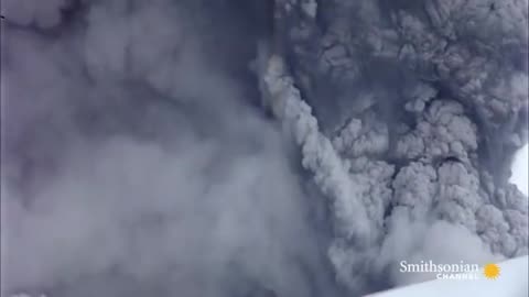 Footage Of The 1980 Mount St.Helens Eruption