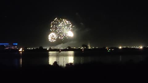 Jones Beach July 4 Fireworks VID_20230704_212815