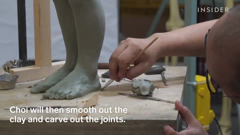 Artist Sculpts Eerily Realistic Body Parts