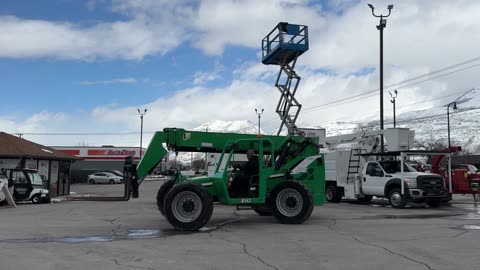 Telehandler Forklift 2015 Skytrak 8042 8,000 LB 42' Reach Telescopic Fork Lift
