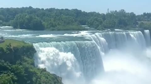 Niagara Falls, one of the three transnational waterfalls in the world