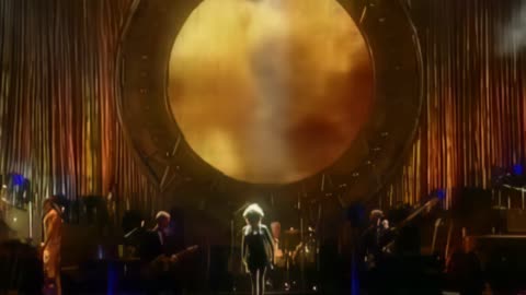 Tina Turner - Golden Eye - Live
