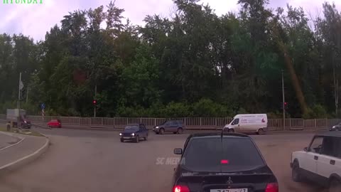 GRAZY RUSSIAN CAR CRASH COMPILATION PART 2