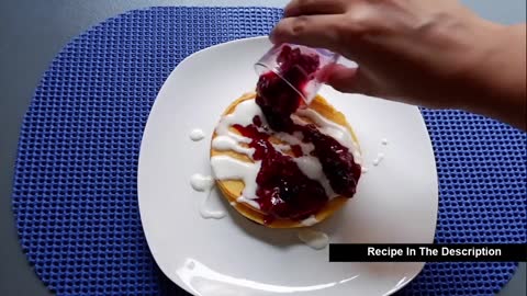 Keto Recipes - Cream Cheese Pancakes with Berries Compote