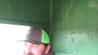 Hilarious Dads Buck Call