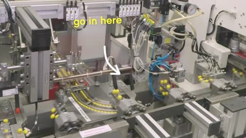 how lego minifigures are made