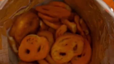 Cheetos Pretzels