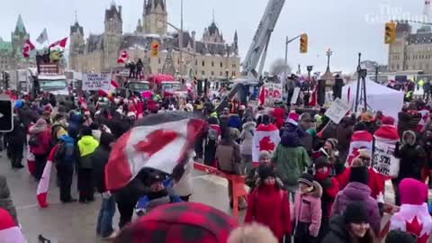 Hundreds of truckers and Covid-19 rule protesters paralyses Canada capital