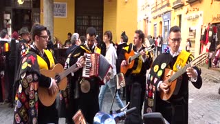 Street musicians of Seville