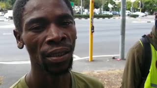 Cape Town homeless man entertains drivers in traffic with acrobatics