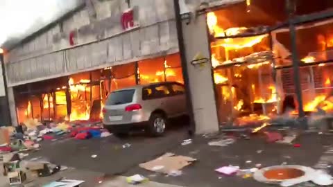 South African Mall Burned by rioters