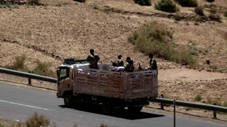 Ethiopia says Eritrean troops have started withdrawing