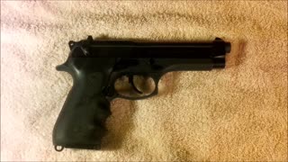 Beretta 92fs / M9: Conceal carry review
