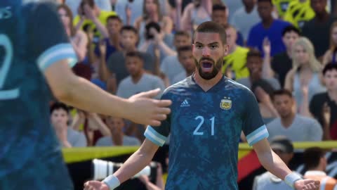 Fifa21 FUT Squad Battles - Yannick Carrasco sends in a curler