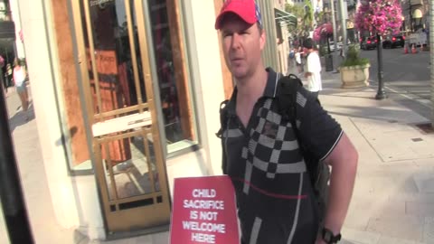 Kiwi-patriot protester assesses success of 3-yrs of Freedom Rally in Beverly Hills; Part 1/2