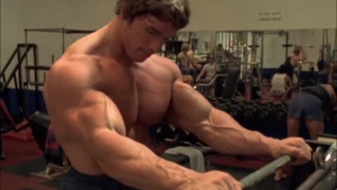 Pumping Iron- Arnold talks about the pump
