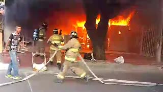 Incendio en una ebanistería en Barranquilla