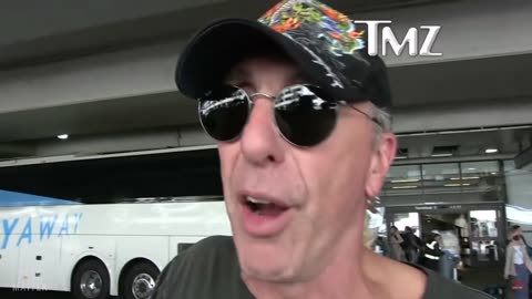 Dee Snider - Ironically Ignorant of What "Qanon" Really Is