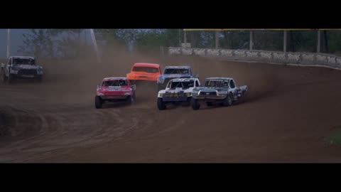 The 2013 Race-Dezert Year in Dirt