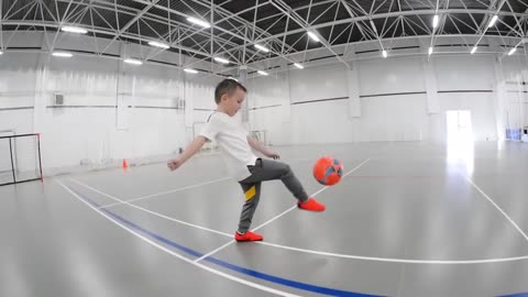 3 EASY FOOTBALL SKILLS for KIDS | Football soccer tutorial