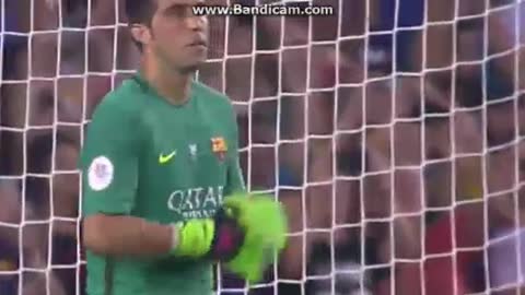 Cladio Bravo Saves Penalty vs Sevilla