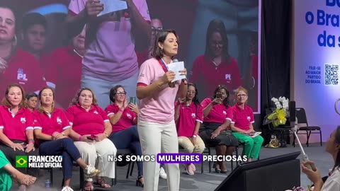 Michele Bolsonaro " vamos " macetar o aborto e toda maldade da esquerda"