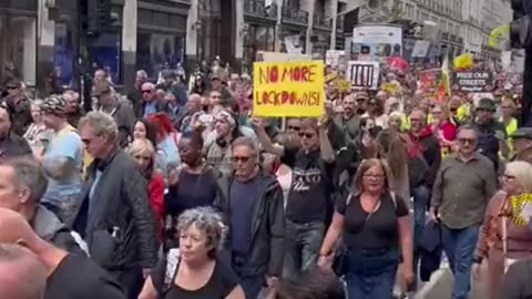 FREE OUR STREETS!' Londoners out in full force protesting the ridiculous ULEZ.