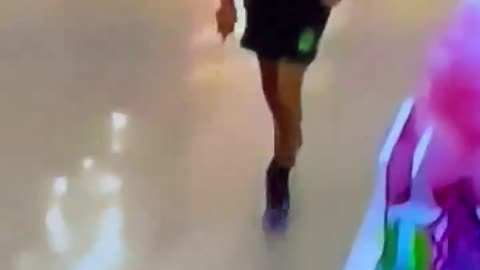 Video of the terrorist running around the shopping mall in Sydney, Australia trying to stab people