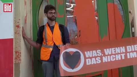Klima-Chaoten beschmieren Berliner Parteizentralen