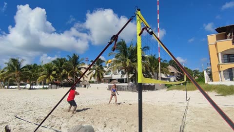 Beach Volleyball Puerto Morelos 095822