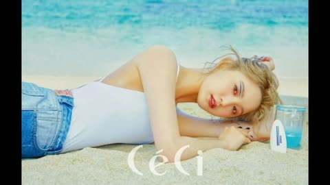 EXID Junghwa Poses In Swimsuits For CECI!