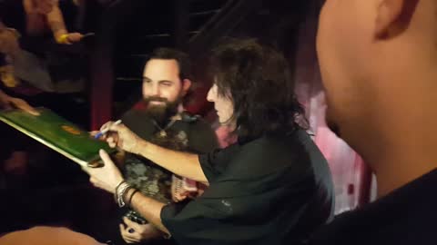 Alice Cooper signs autographs while leaving The Roxy in West Hollywood