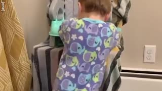 Funny baby dancing