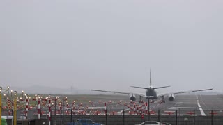 Near Miss as Plane Prepares for Takeoff During Landing