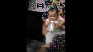 Baby girl does not drink milk