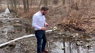 Senator JD Vance Shows Chemicals In Ohio Creek