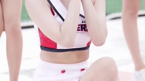 I feel strong cheer up fancam Park Seong-eun is a cheerleader