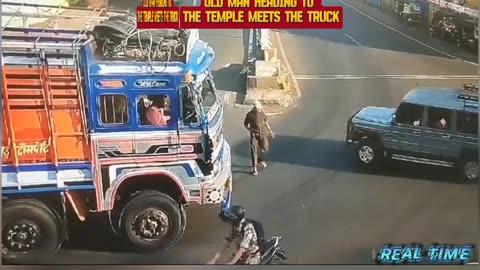 Indian truck hard accident and CCTV recording