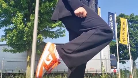 750Kicks How To Style: Nike Dunk Low SP Syracuse Orange with @B_tuncr - 2023 Trend Fall Outfit Fits
