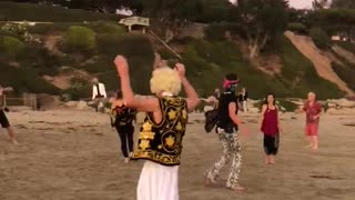 Dis-Dance at East Beach