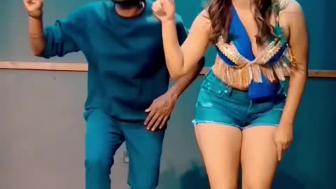 Trending Reels - What Jhumka whatjhumka ranveersingh aliabhatt trendingon shorts viral