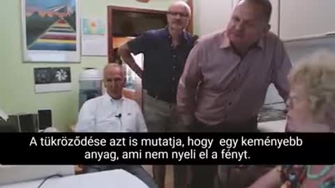 Oltottak vérmintái mikroszkóp alatt eddig soha nem látott formációkat és anyagokat mutatnak